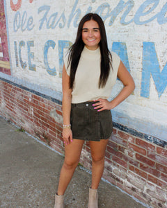 WASHED GREY DENIM SKORT