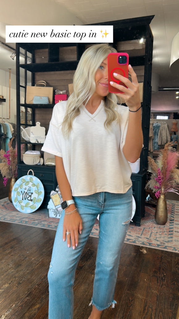 KNIT CONTRAST TOP