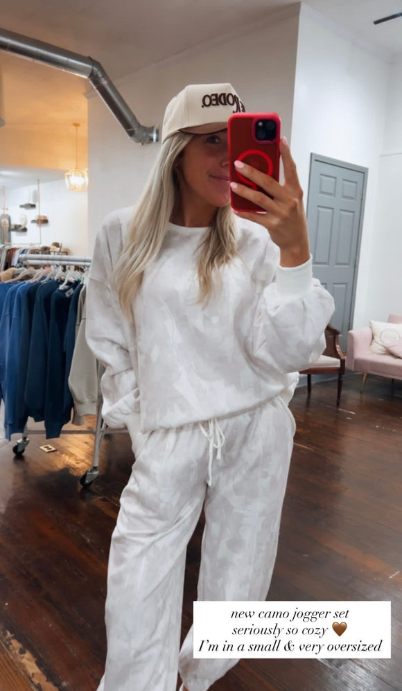 BEIGE CAMO JOGGER SET