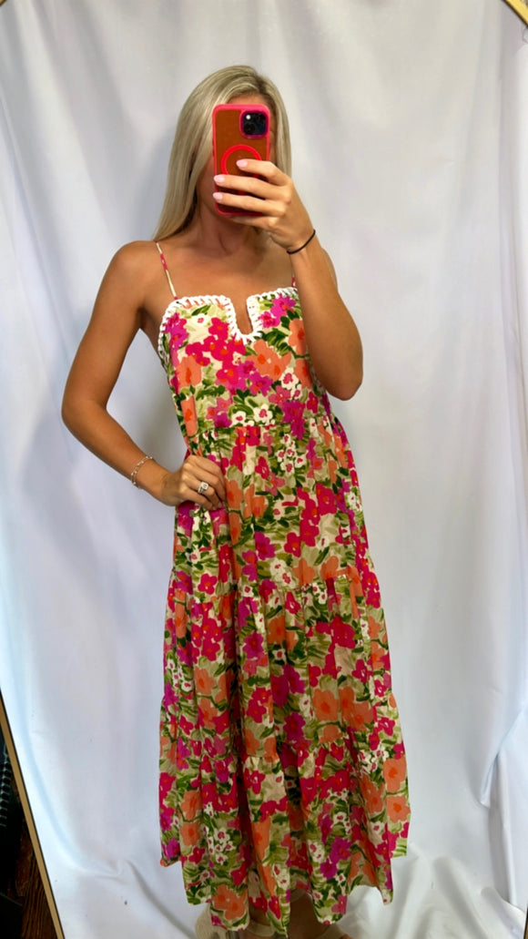 RESORT MAXI